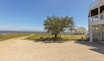 6 Kingfish St, Alligator Point, FL 32346