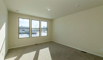723 W Spaniel Dr, Ann Arbor, MI 48108