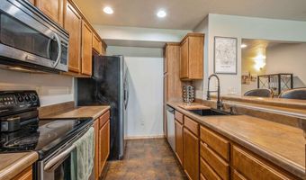 1231 Nicholas Ln, North Liberty, IA 52317