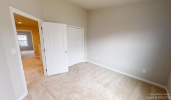 2794 Ashcombe Dr, Ann Arbor, MI 48105