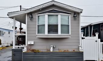 190 W 24TH St, Bayonne, NJ 07002