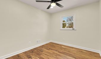 8730 EWING Dr, Bethesda, MD 20817