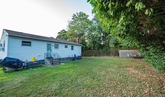 20 Lupidia St, Amityville, NY 11701