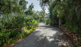 28628 Mountain Meadow Rd, Escondido, CA 92026
