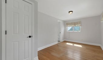 17 Croto Ln, Albany, NH 03818