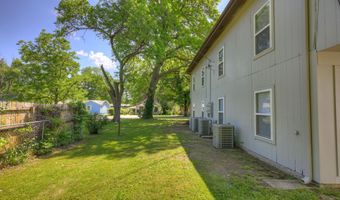 238 E 21st St, Baxter Springs, KS 66713