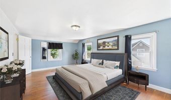 85 Pilgrim Dr, Warwick, RI 02888