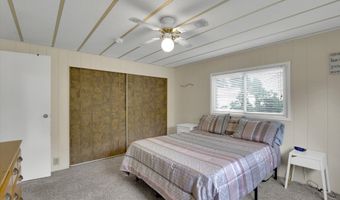 21986 LAUREL Ave, Aurora, OR 97002