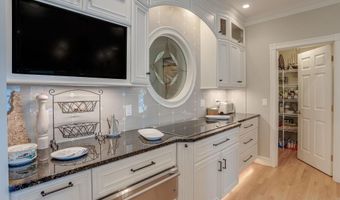 11 Clark Island Rd, Amherst, NH 03031