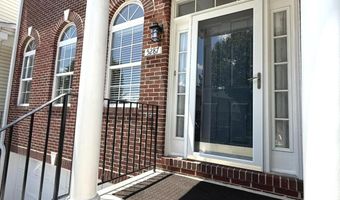 5287 BALLYCASTLE Cir, Alexandria, VA 22315