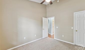77 Stonelake Cir, Savannah, GA 31419