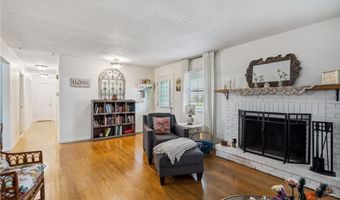 2113 N 155th St, Basehor, KS 66007