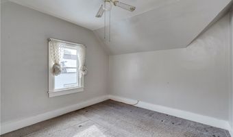 8 2nd St, Alexandria Bay, NY 13607