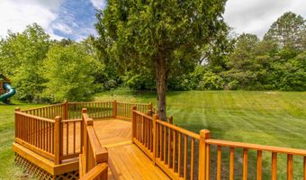 2864 Mystic Dr, Ann Arbor, MI 48103