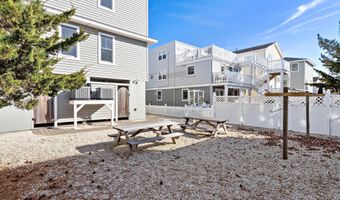 220 TAYLOR Ave, Beach Haven, NJ 08008