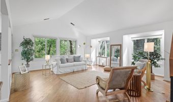8501 RIVER ROCK Ter, Bethesda, MD 20817