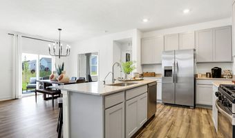 4370 Red Pine Dr, Bargersville, IN 46106
