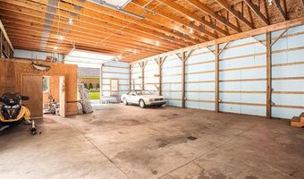 6365 Hayfield Ln, Almont, MI 48003