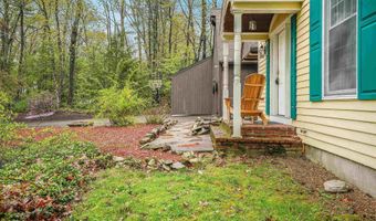 15 Roosevelt Dr, Bedford, NH 03110