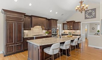12 Alonesos Way, Andover, MA 01810