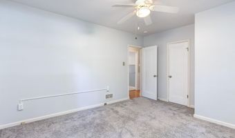 3425 Woodland St, Ames, IA 50014