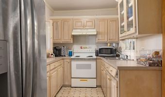 210 N Washington St, Abbeville, LA 70510