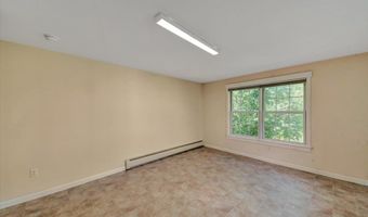 28 Mansfield Ln, Berlin, VT 05602