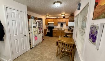 5028 Columbus Ave, Anderson, IN 46013