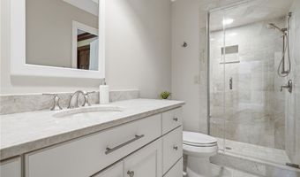 483 Concord Downs Ln, Aurora, OH 44202