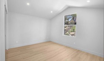 1120 Parkview Dr, Oceanside, CA 92057