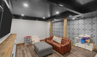 1004 Great Rd, Lincoln, RI 02865