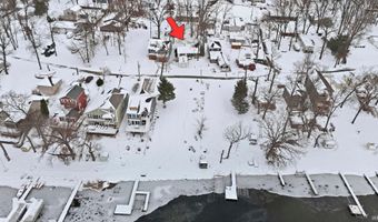 735 Lane 274 Crooked Lk, Angola, IN 46703