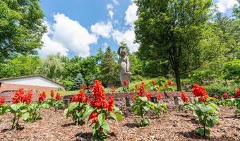 1312 Mill Run Rd, Altoona, PA 16601