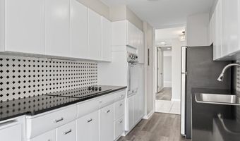 3660 Grand Ave 520, Des Moines, IA 50312