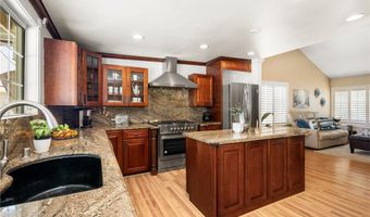 4353 E Bluewater Cir, Anaheim, CA 92807
