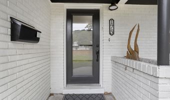 175 Saint Charles Ave, Biloxi, MS 39530