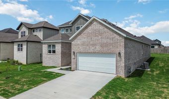 1041 Whistler St, Bentonville, AR 72713