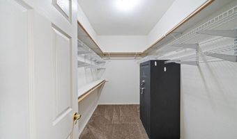 11262 Country Club Dr, Apple Valley, CA 92308