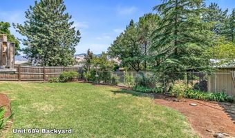 682 Chestnut St, Ashland, OR 97520