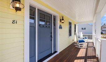 81 S Pier Rd, Narragansett, RI 02882