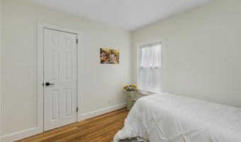 461 River Rd, Lincoln, RI 02865