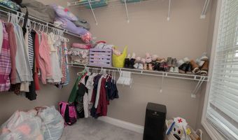 106 Timber Trl, Anna, OH 45302