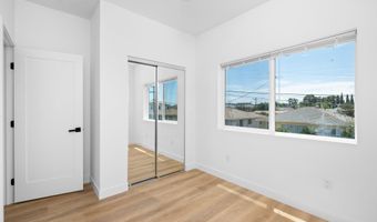 6250-6256 Stewart St, San Diego, CA 92115
