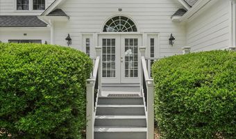 1007 River Pointe Dr, Albany, GA 31701