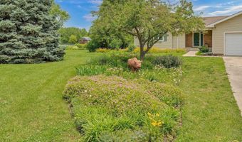 8324 SW Indian Hills Rd, Auburn, KS 66402