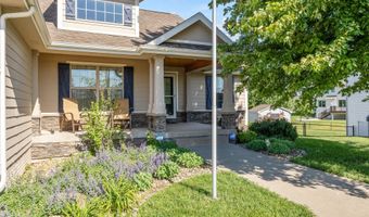 417 33rd St SW, Altoona, IA 50009