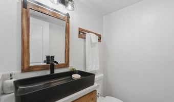 1416 EASTVIEW Ct, Oceanside, CA 92056