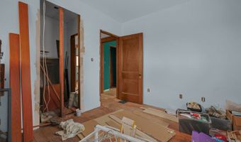 253 W Union St, Athens, OH 45701