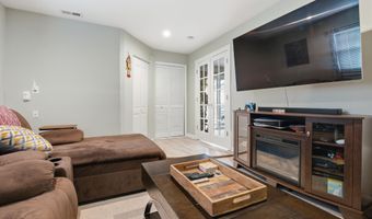 60 Fordham Dr, Aberdeen, NJ 07747