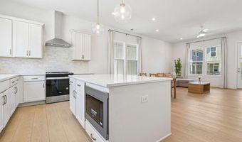119 Pinecone Pkwy, Alpharetta, GA 30022